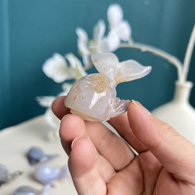 White agate dolphin crystal as elegant home decoration piece