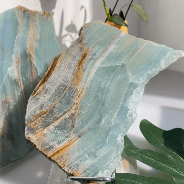 Close-up of natural patterns in wholesale blue onyx slab