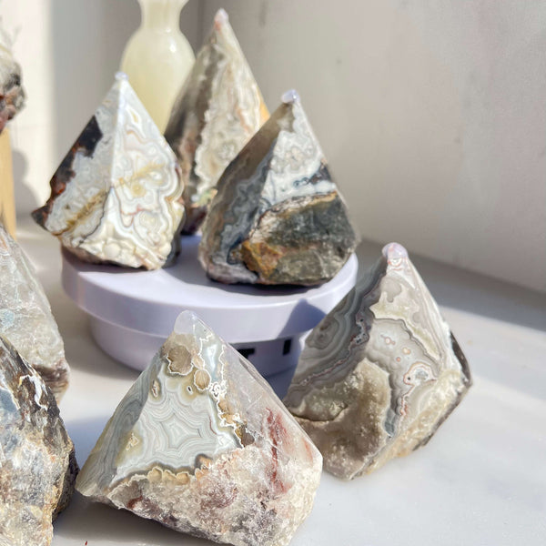 Assorted Wholesale Crazy Lace Agate Points Natural Healing Crystals
