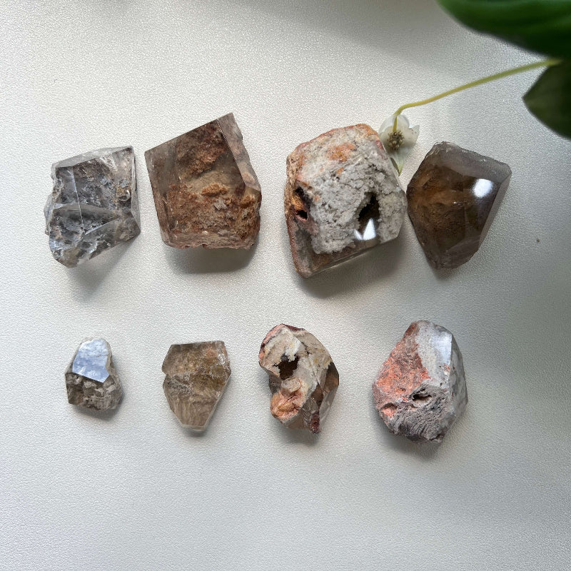 Natural Garden Quartz Crystal for Healing and Wholesale
