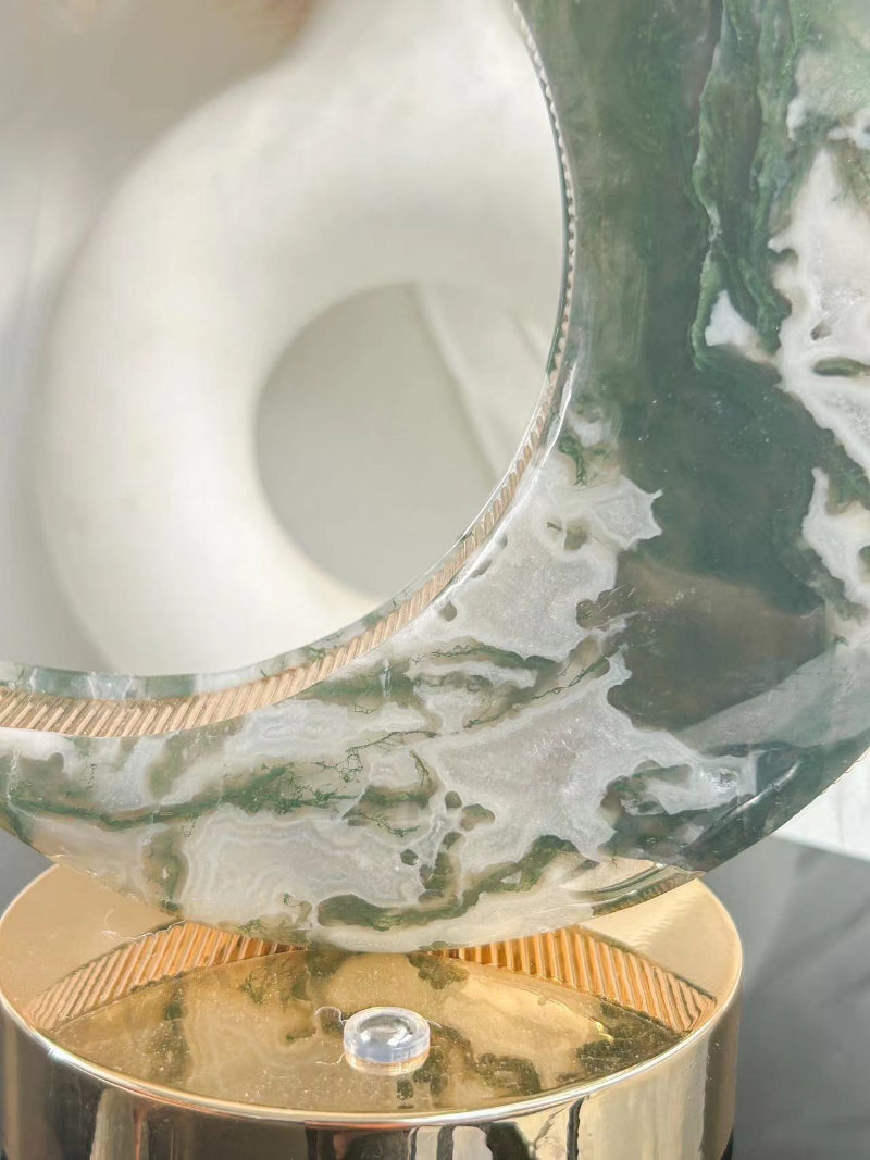 Moss Agate Lamp Showcasing Unique Green Patterns and Natural Beauty