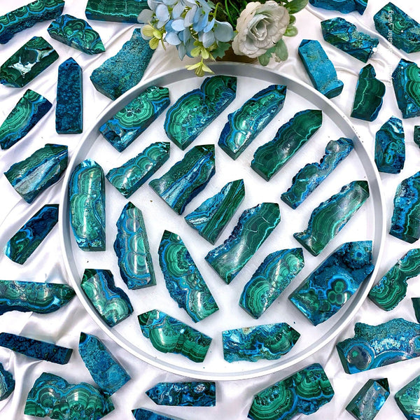 Premium wholesale malachite tower crystal with vibrant green patterns