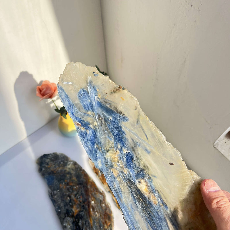 Wholesale Kyanite Metaphysical Properties Showcase