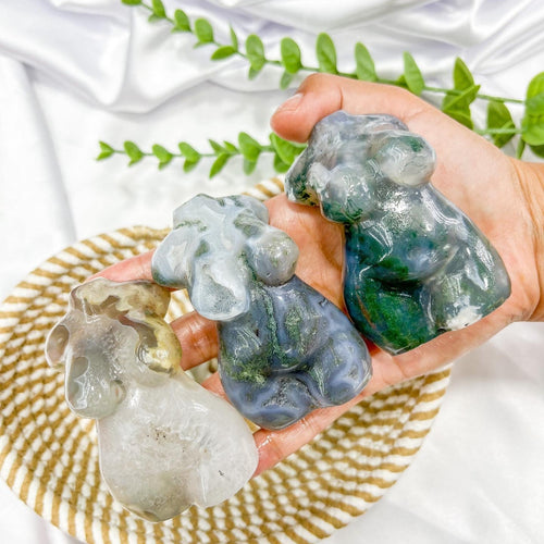 Natural Moss Agate elephant carving with green forest patterns