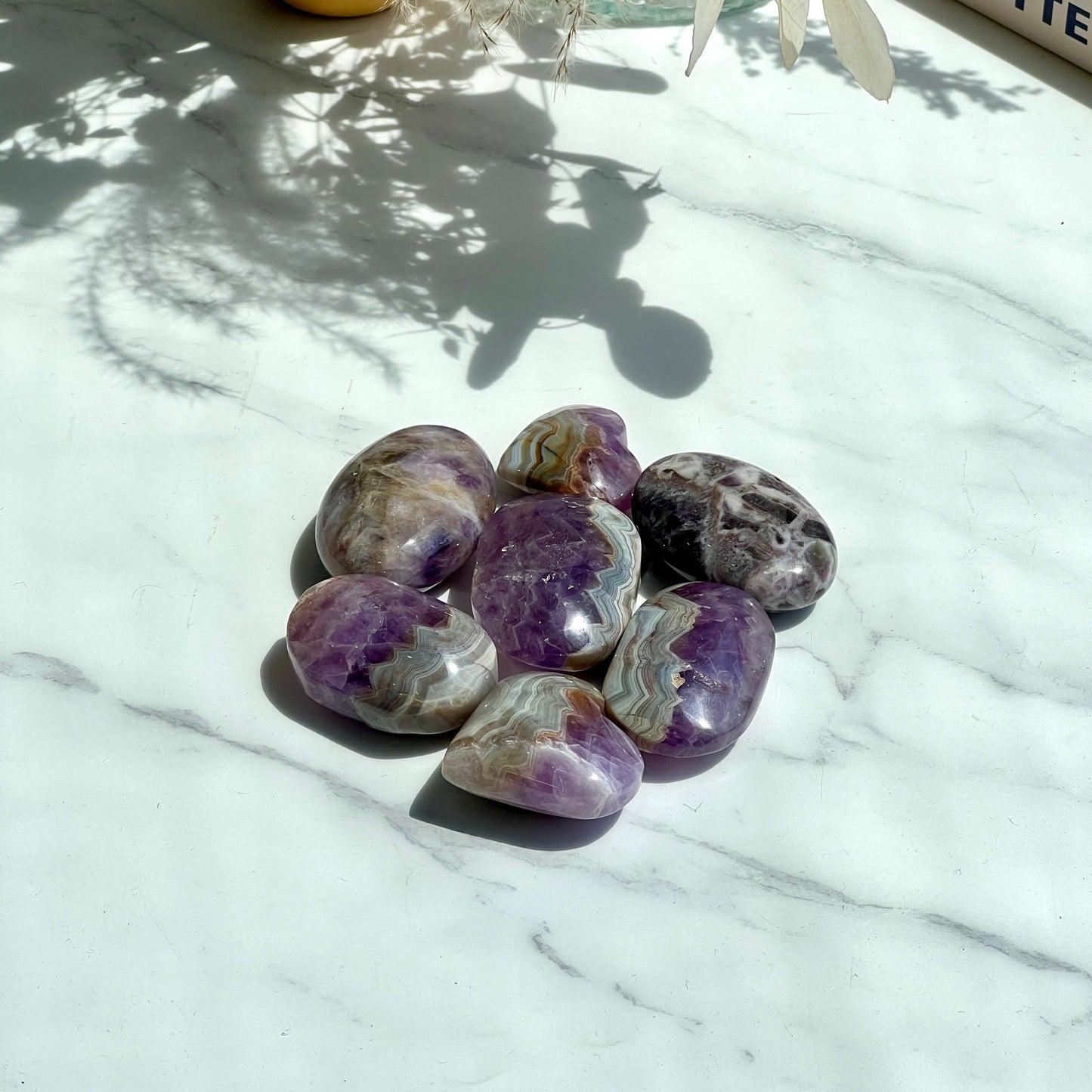 Chevron_Amethyst_Palm_Stone