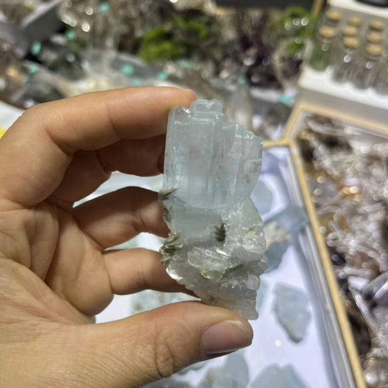 Premium Aquamarine Crystal Healing Stone for Wholesale