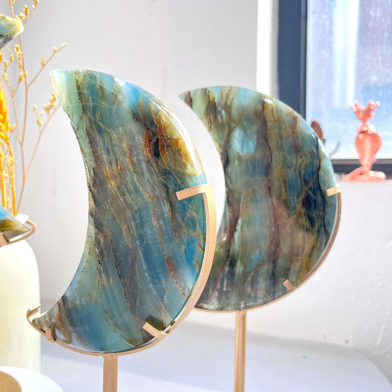 Side Profile of Blue Onyx Moon Crystal Carving