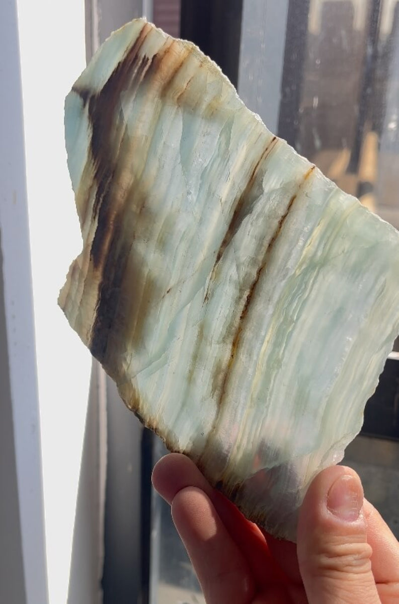 Blue onyx slab displaying metaphysical properties