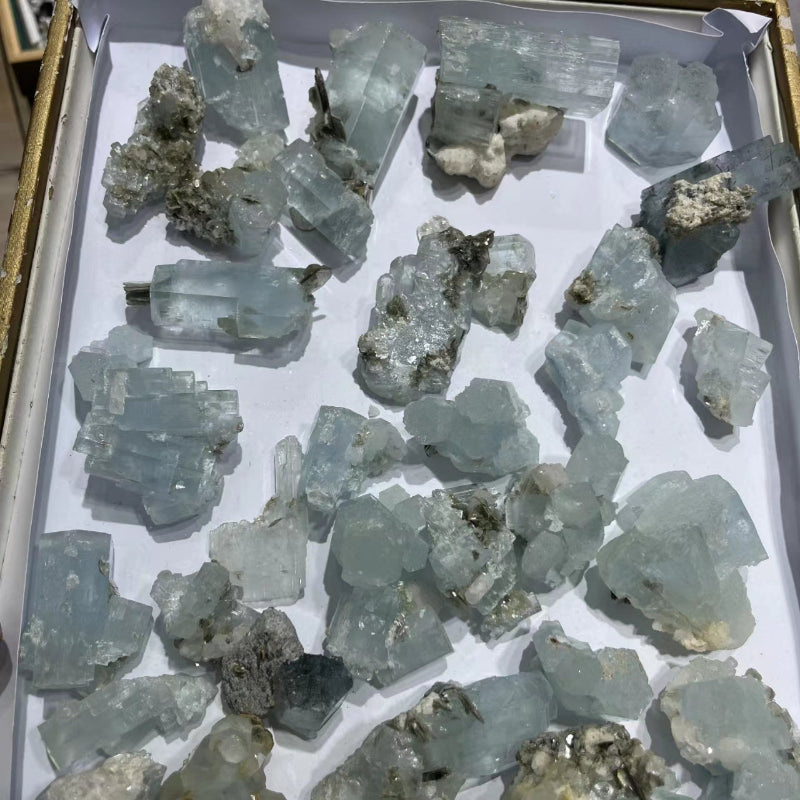 Bulk Natural Aquamarine Specimens for Crystal Suppliers