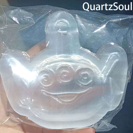 Handcrafted cartoon character selenite crystal carving wholesale