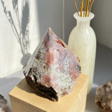 Natural Floral Pattern in Wholesale Flower Agate Crystal Point
