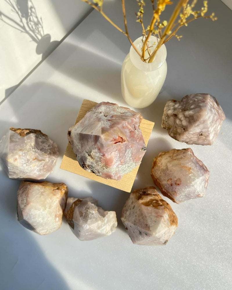 Pink Flower Detail in Wholesale Flower Agate Crystal Point