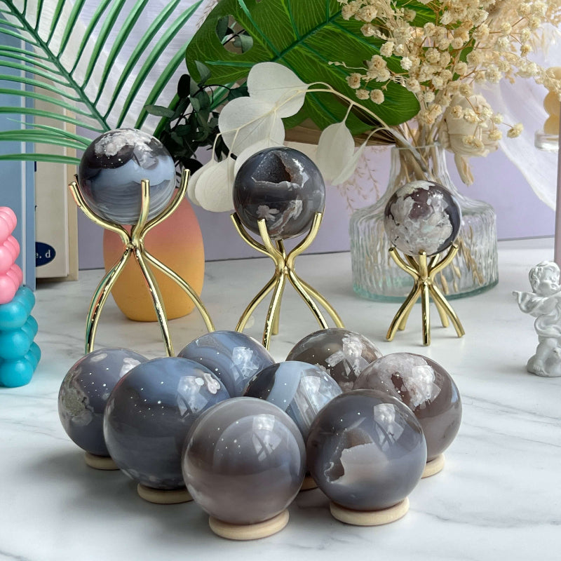 Highly polished surface of wholesale Flower Agate Sphere