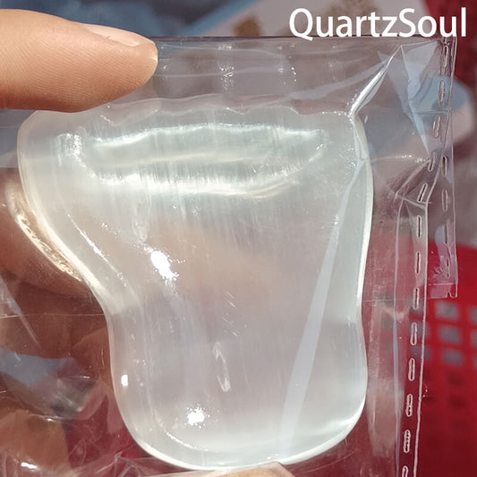 Premium foot-shaped selenite crystal for wholesale crystal suppliers