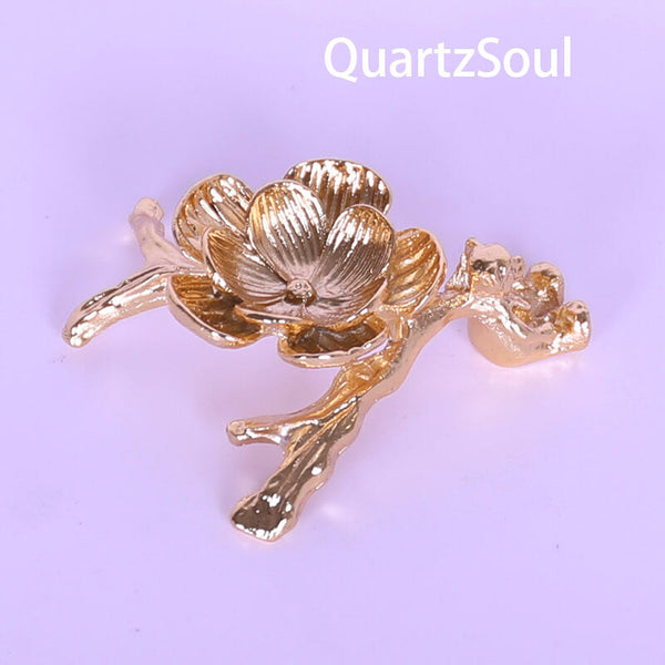Elegant Floral Crystal Display Stand in Silver, Gold, Rose Gold
