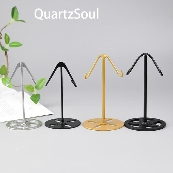 Heart Shaped Crystal Display Stands in Silver, Black and Gold Finishes for Crystal Enthusiasts