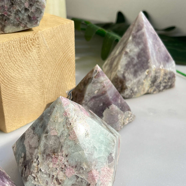 Lepidolite Crystal Points Retail Display Suggestion Wholesale