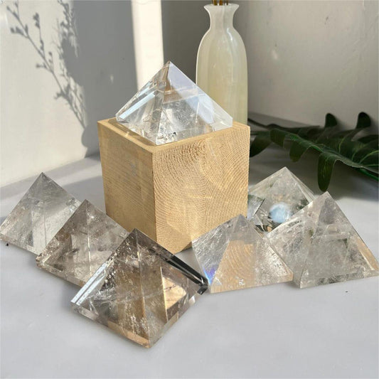 Premium wholesale natural clear quartz crystal with exceptional clarity for healing and decoration