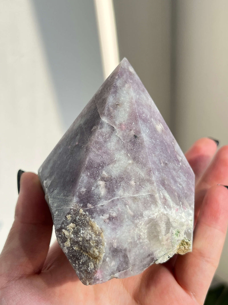 Natural Lepidolite Crystal Texture and Formation Detail