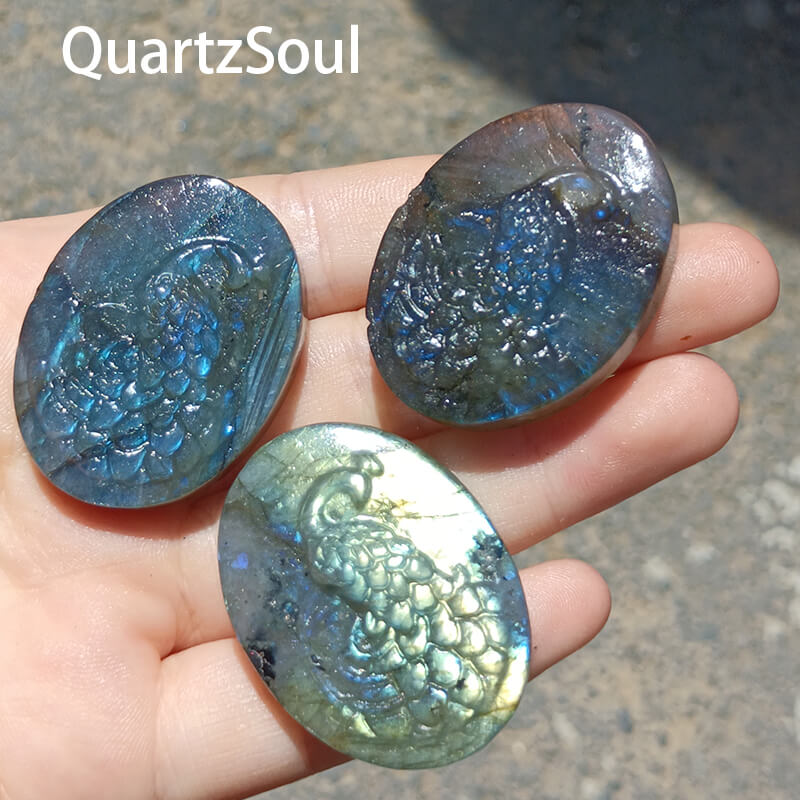Blue flash peacock carved oval labradorite crystal wholesale