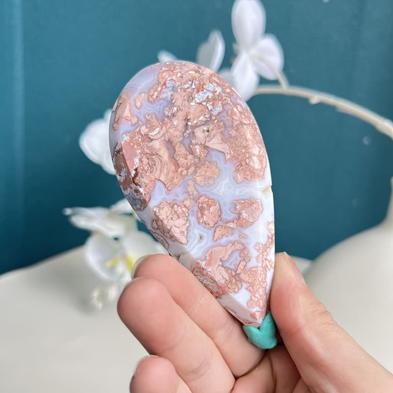 Wholesale Pink Agate Crystal Specimen for Retailers