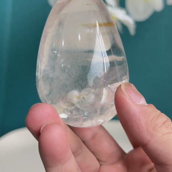 Raw Clear Quartz Crystal Point Showcasing Natural Formation