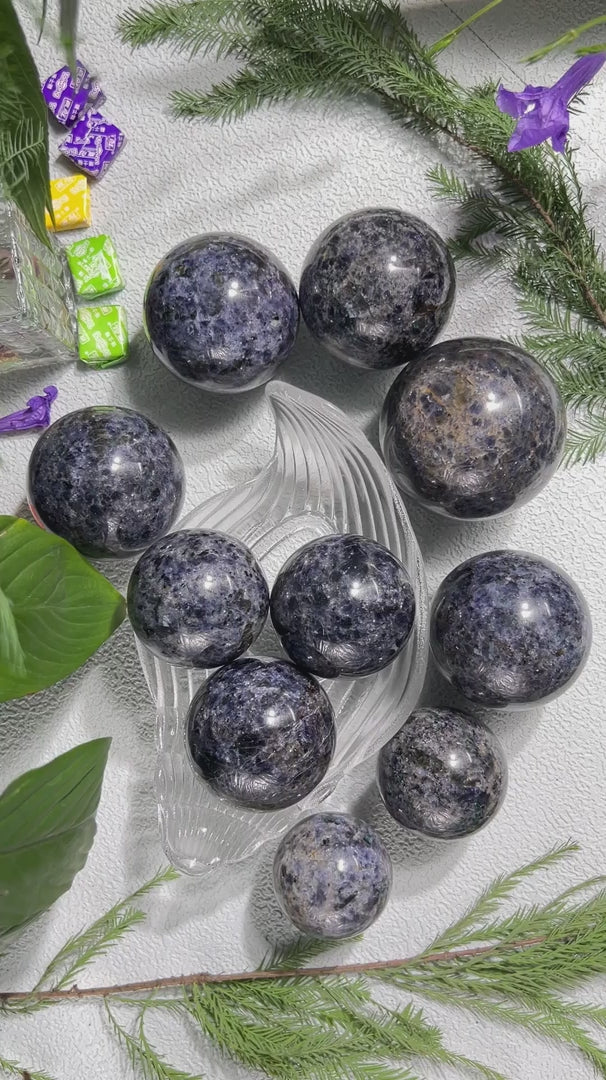 Natural Healing Crystal Sphere Wholesale Iolite with Tourmaline