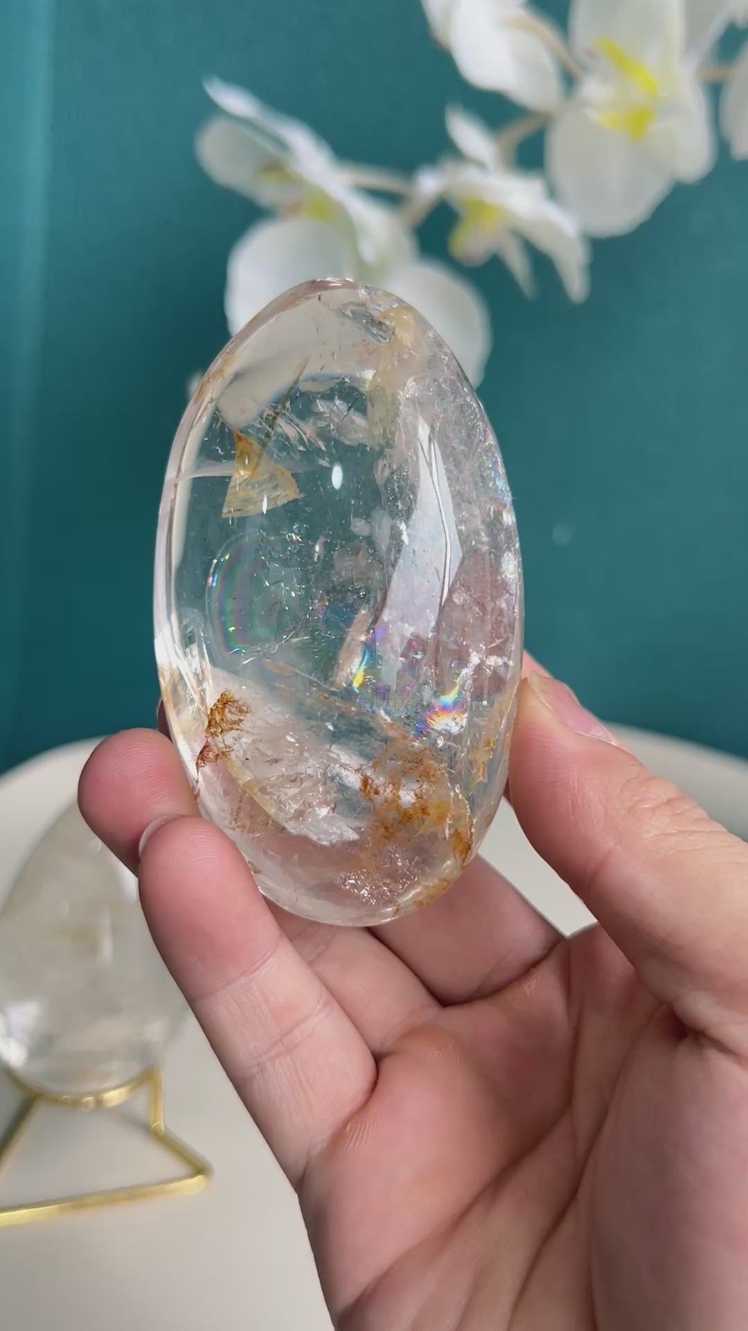 White Smoky Quartz Free Form Crystal for Palm Healing Therapy