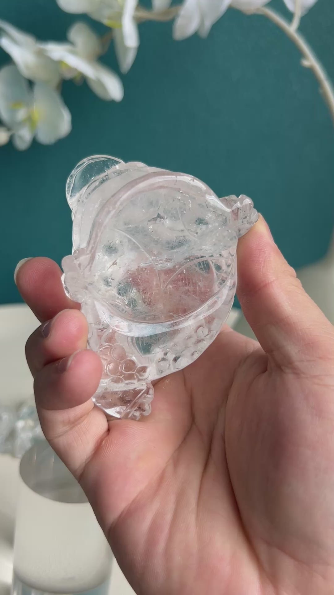 Carved crystal toad as energy activator for wealth corners