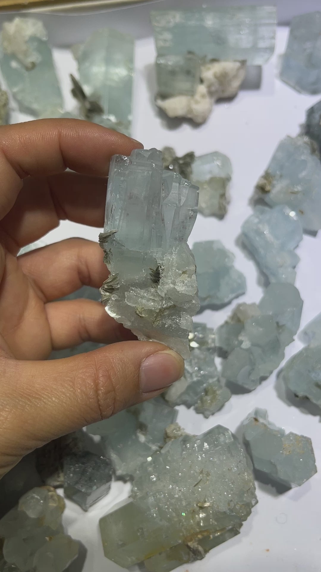 Large Natural Aquamarine Healing Crystal Wholesale