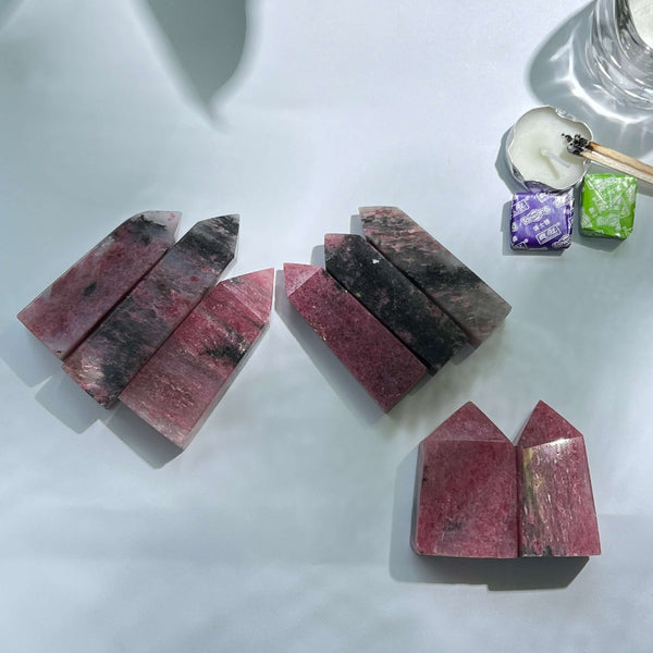 Bulk Rhodonite Tower crystals for wholesale crystal suppliers
