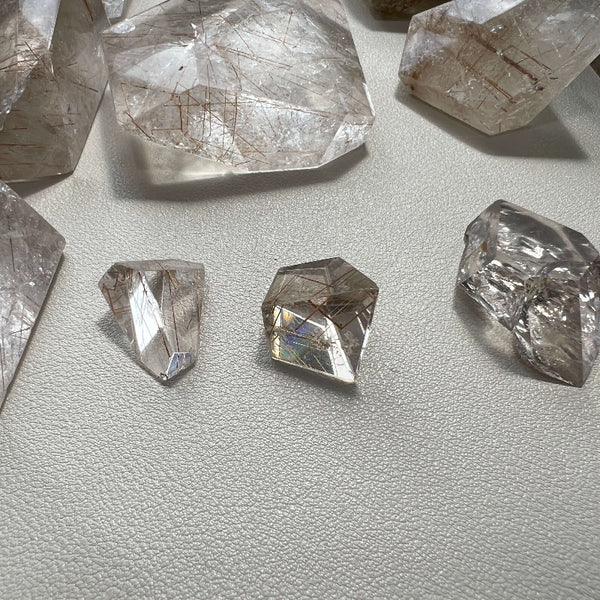 Bulk Rutilated Quartz Healing Crystals for Metaphysical Shops