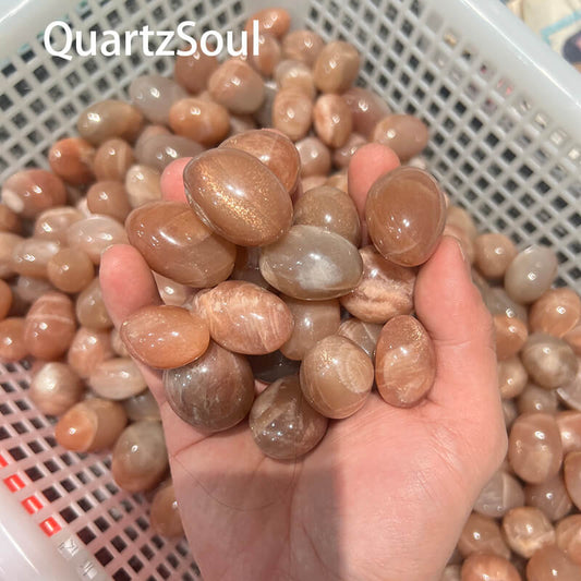 Premium natural sunstone crystals for wholesale, ideal for jewelry and crafting.