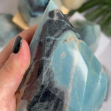 Color variations in premium Trolleite crystal points