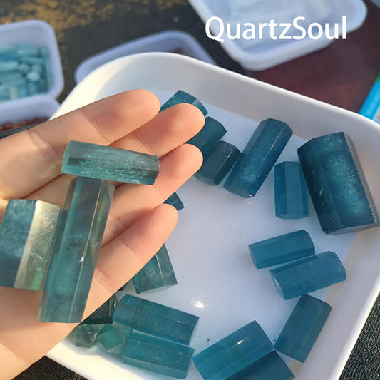 Natural aquamarine crystal points for wholesale crystal suppliers