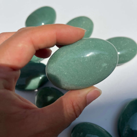 wholesale-aventurine-palm-stone-main