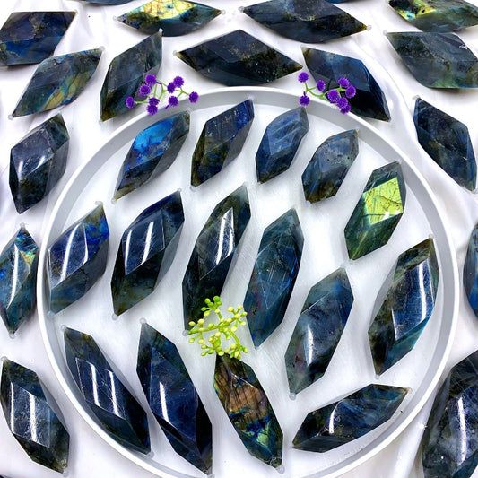 Premium wholesale Labradorite Polyhedron crystal with blue flash