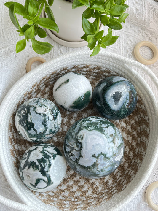 Green moss agate