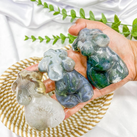 Natural Moss Agate elephant carving with green forest patterns