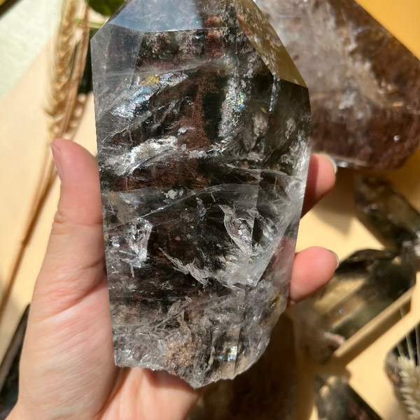 Premium Garden Quartz Crystal Point Wholesale Natural Healing Stone
